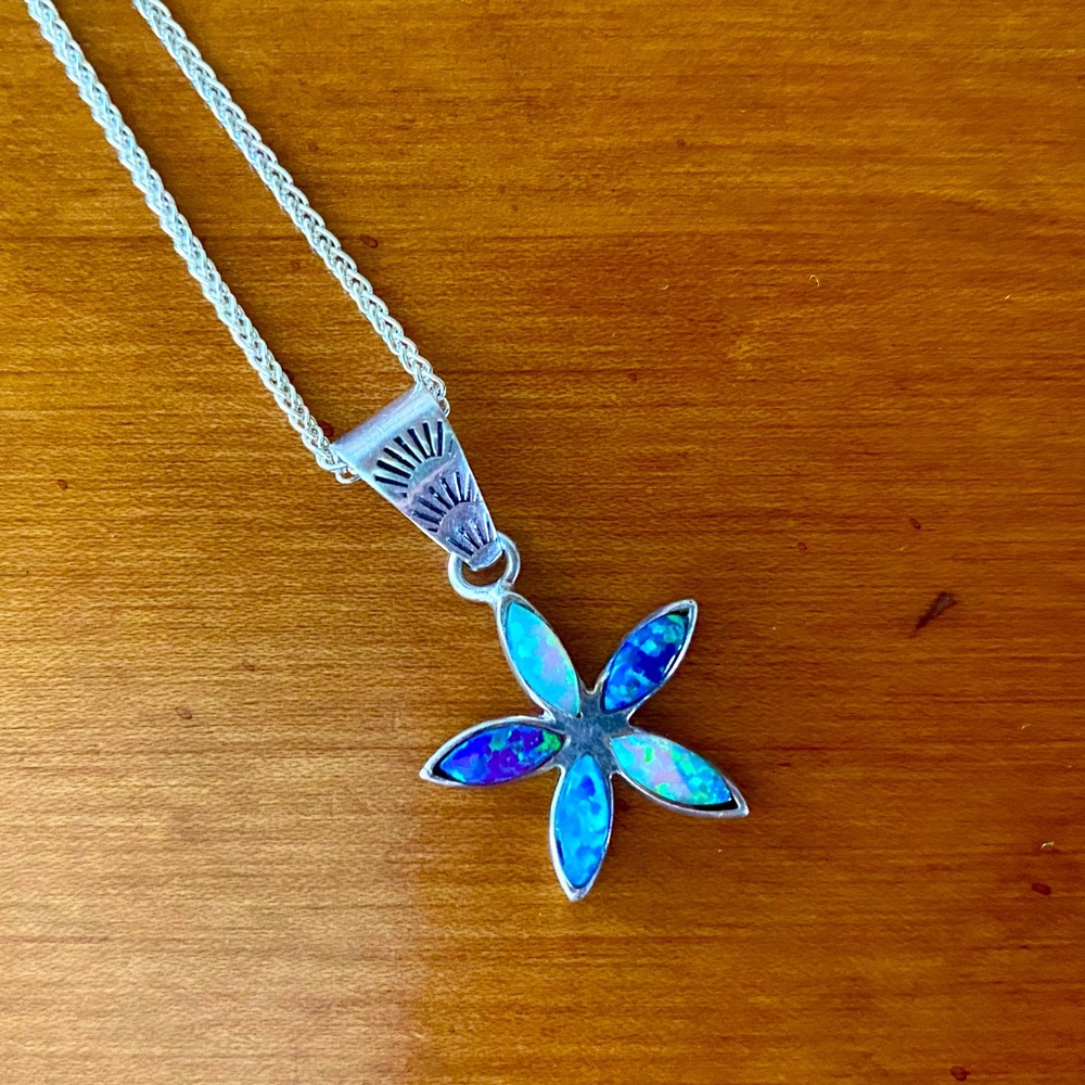 Vintage Native American Sterling Silver and Opal Flower Pendant / Necklace